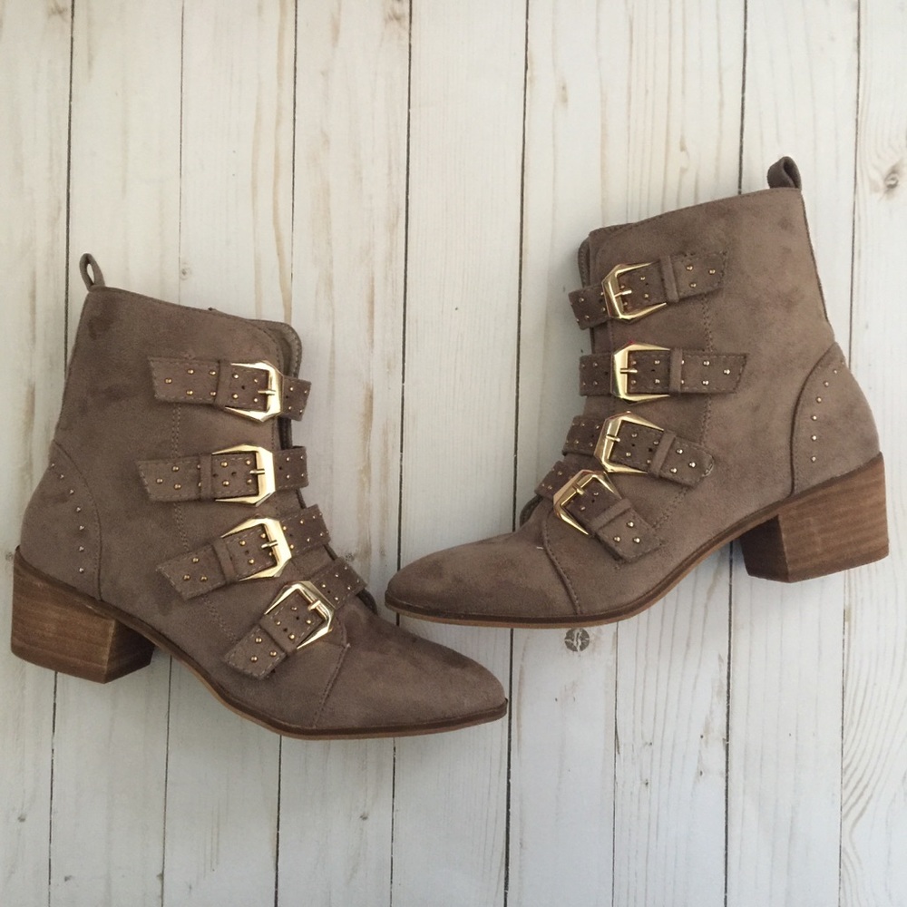 NIB Catherine Malandrino Taupe Suede Patsy Boots